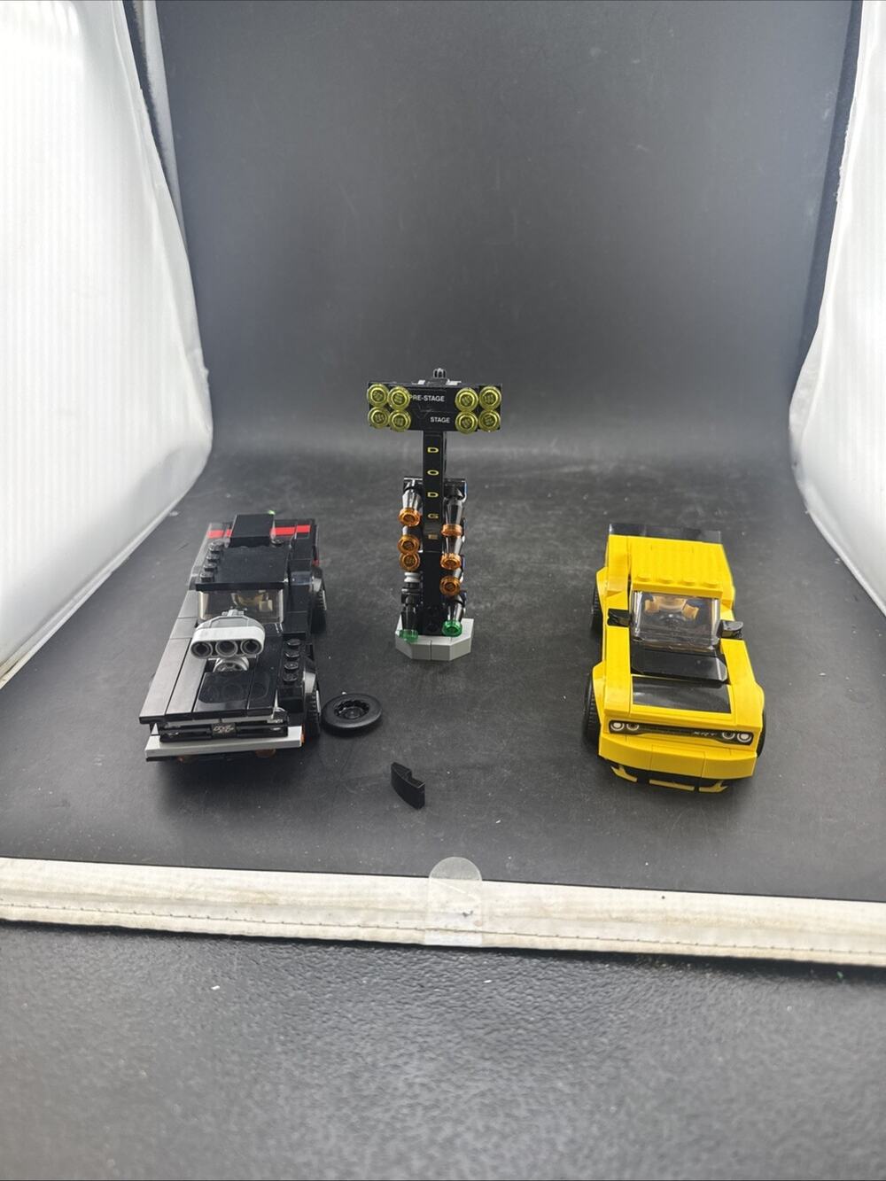 LEGO Speed Champions 75893 Dodge Challenger Demon & 1970 Charger R/T